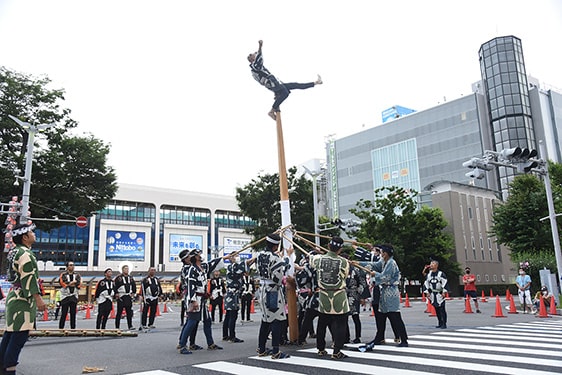 まちなかパフォーマンスステージ（郡山鳶土木建設業協会）