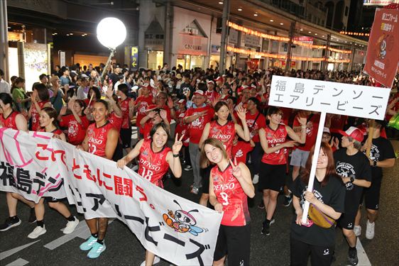 福島デンソーエアリービーズ（踊り流し 創作部門 準大賞）